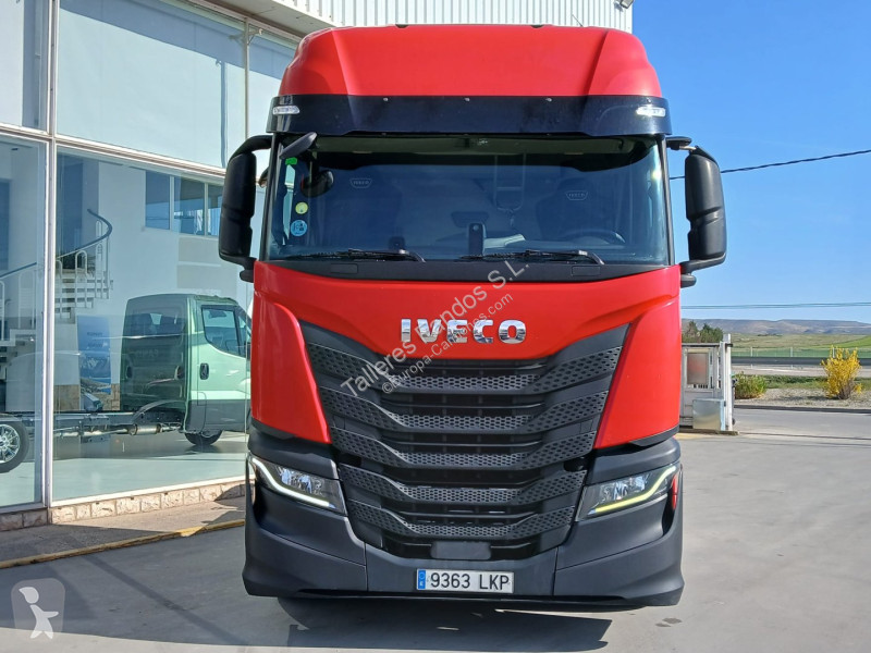 Cabeza tractora Iveco  460 AUTOMATICO CON INTARDER