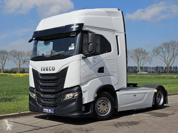 Tracteur Iveco
