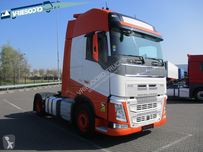 Traktor Volvo 500 WITH RETARDER FULL AIR