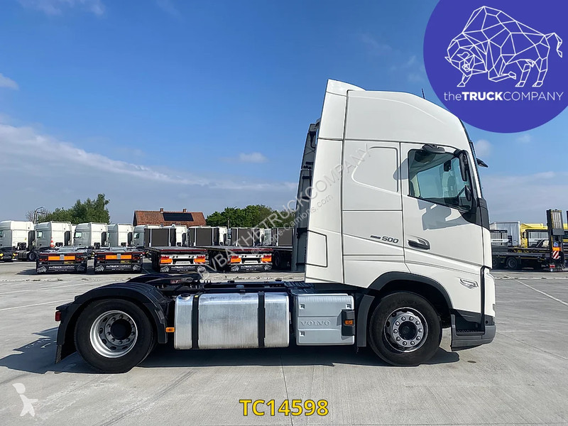 Traktor Volvo 500