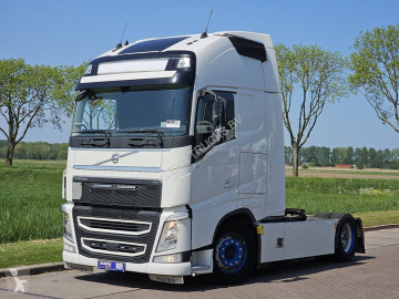 Volvo tractor unit