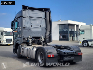 Traktor Mercedes