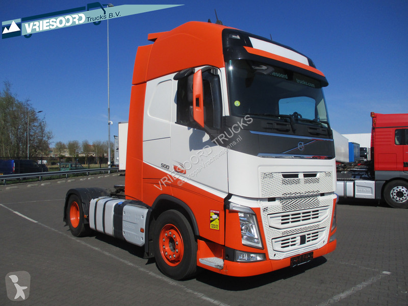 Tracteur Volvo 500 PK WITH RETARDER