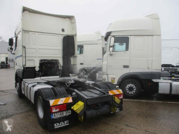 Cabeza tractora DAF