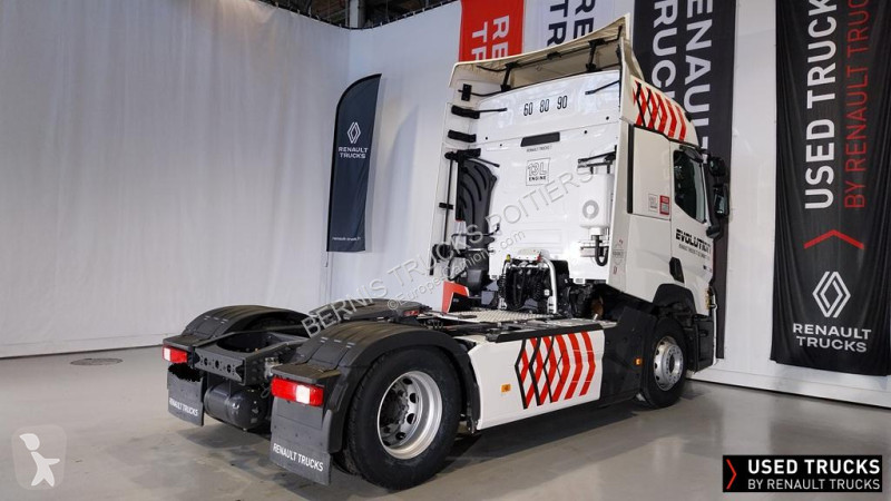 Tractor Renault