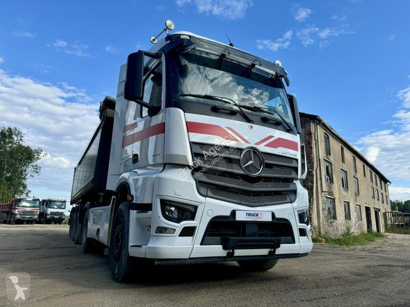 Traktor Mercedes 1848