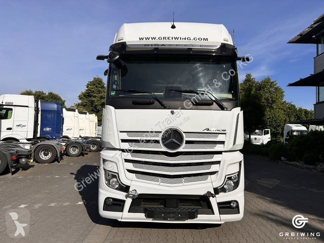 Tahač Mercedes 1848 4x2 Gigaspace