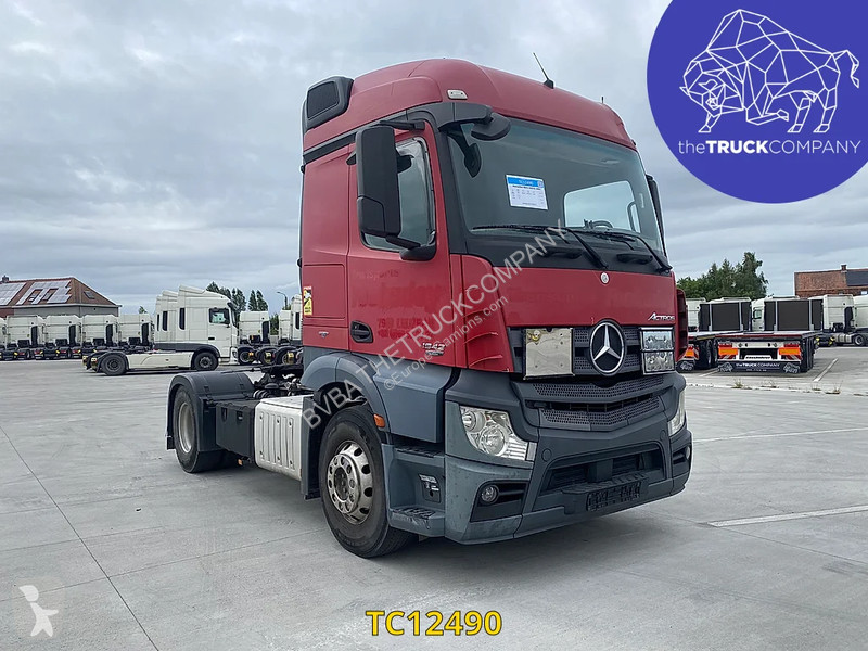 Traktor Mercedes 1842