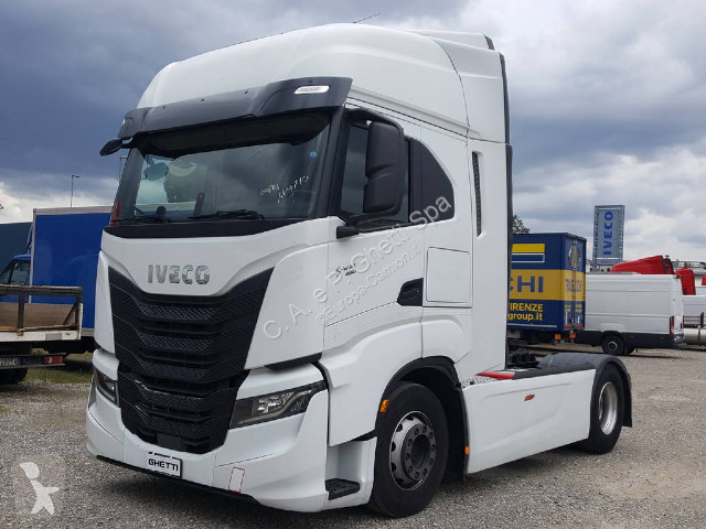Traktor Iveco S-Way AS440S48T/P