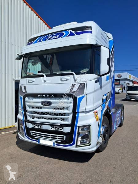 Traktor Ford