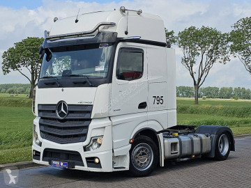 Tracteur Mercedes