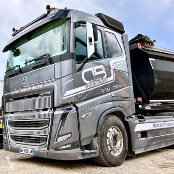 Tracteur convoi exceptionnel Volvo