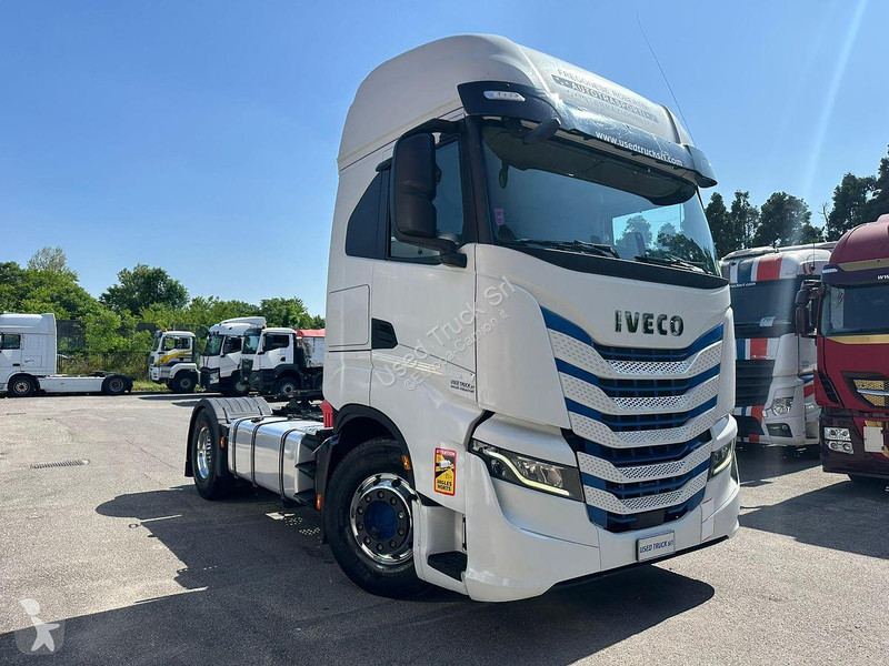 Traktor Iveco S-Way 570