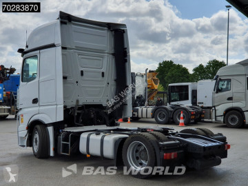 Traktor Mercedes