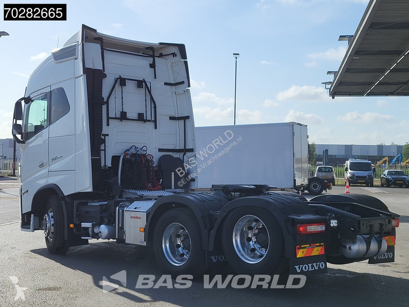 Traktor Volvo 750 6X6 X-Track Liftachse...