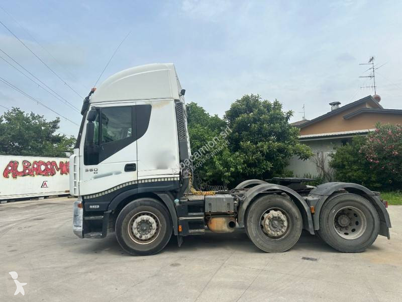 Traktor Iveco