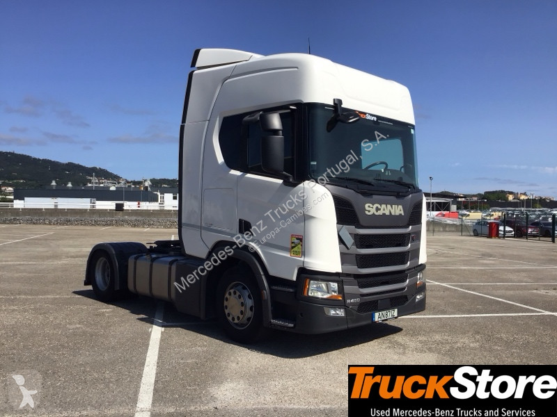 Traktor Scania 450