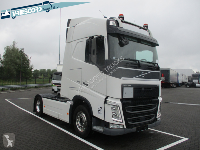 Tahač Volvo VTA3T