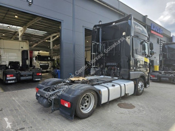 Cabeza tractora DAF