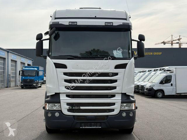 Traktor Scania...
