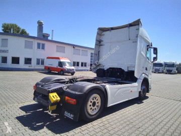 Cabeza tractora DAF