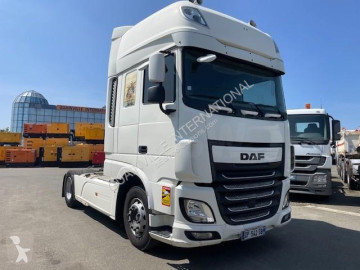 Cabeza tractora DAF