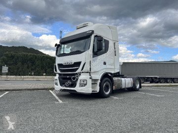 Traktor Iveco