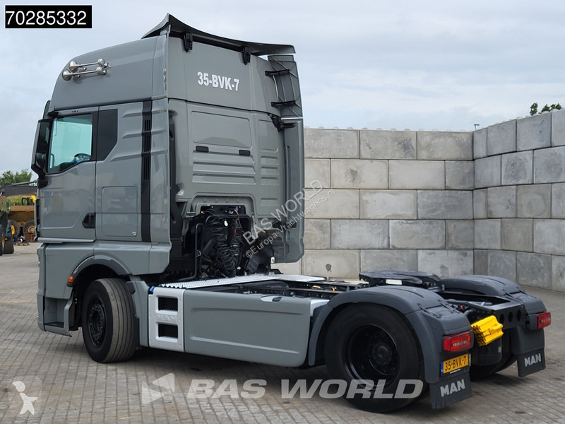 Tractor MAN 18.510 4X2 GX Retarder 2x Tanks...