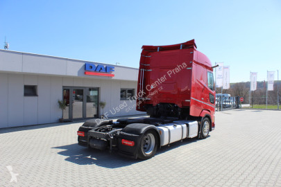 Cabeza tractora DAF