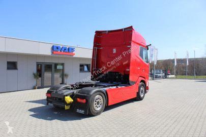 Cabeza tractora DAF