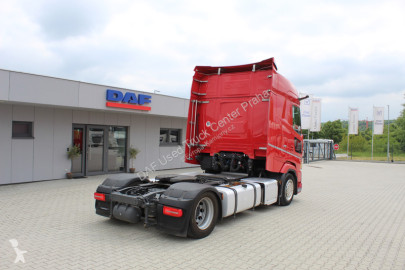 Cabeza tractora DAF