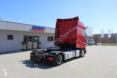 Cabeza tractora DAF