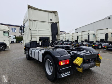 Cabeza tractora DAF