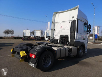 Cabeza tractora DAF