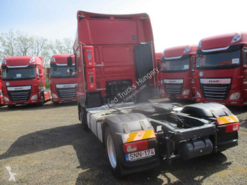 Cabeza tractora DAF