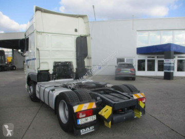 Cabeza tractora DAF