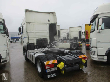 Cabeza tractora DAF