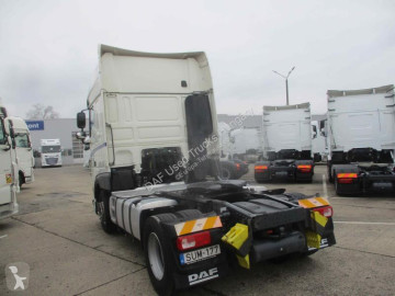 Cabeza tractora DAF