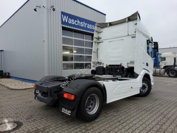 Cabeza tractora DAF
