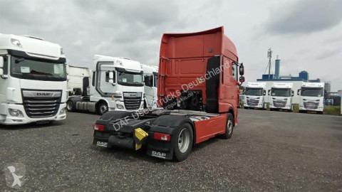 Cabeza tractora DAF