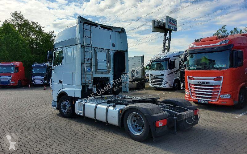 Trekker DAF 530 FT LOW DECK 4X2