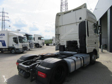 Cabeza tractora DAF