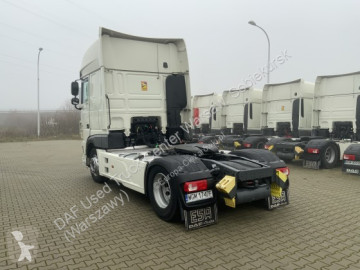 Cabeza tractora DAF
