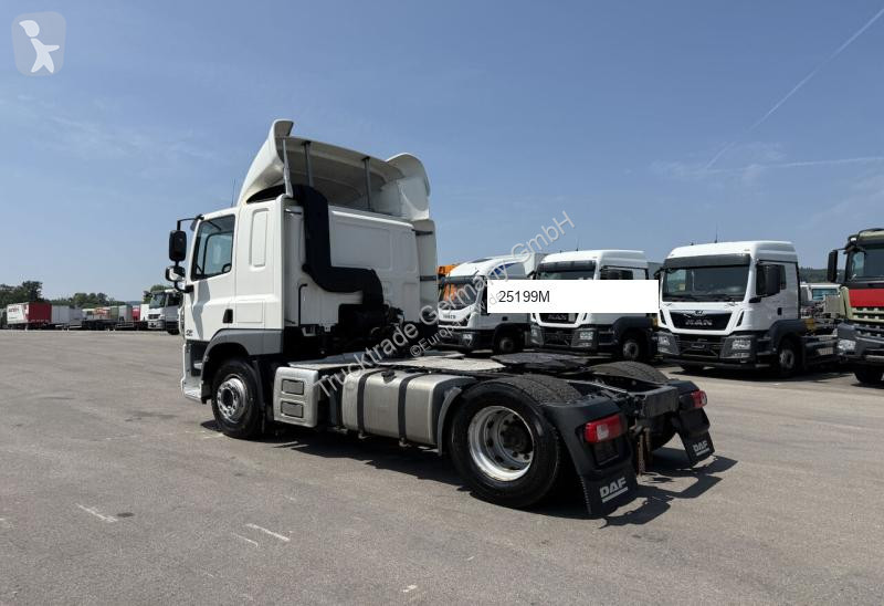 Traktor DAF CF 400