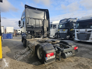 Cabeza tractora DAF