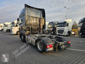 Cabeza tractora DAF