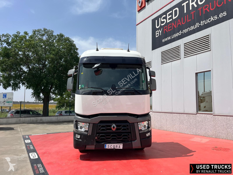 Traktor Renault