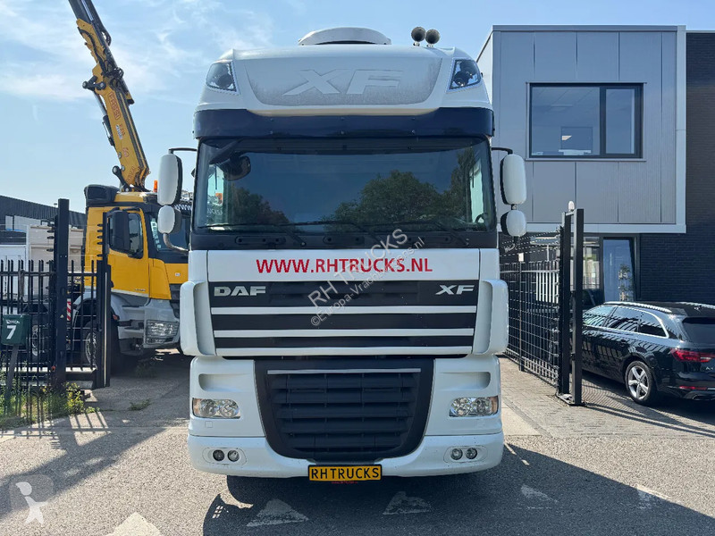 Tahač DAF 105510 4X2 SKIRTS ADR RETARDER...