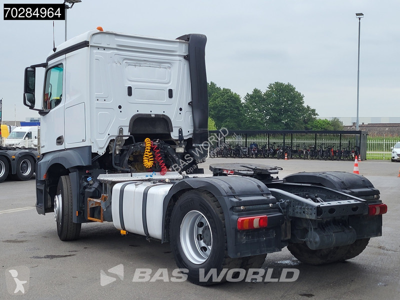 Tractor Mercedes 1845 4X2 ClassicSpace Retarder...