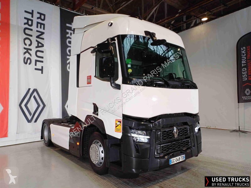 Tractor Renault